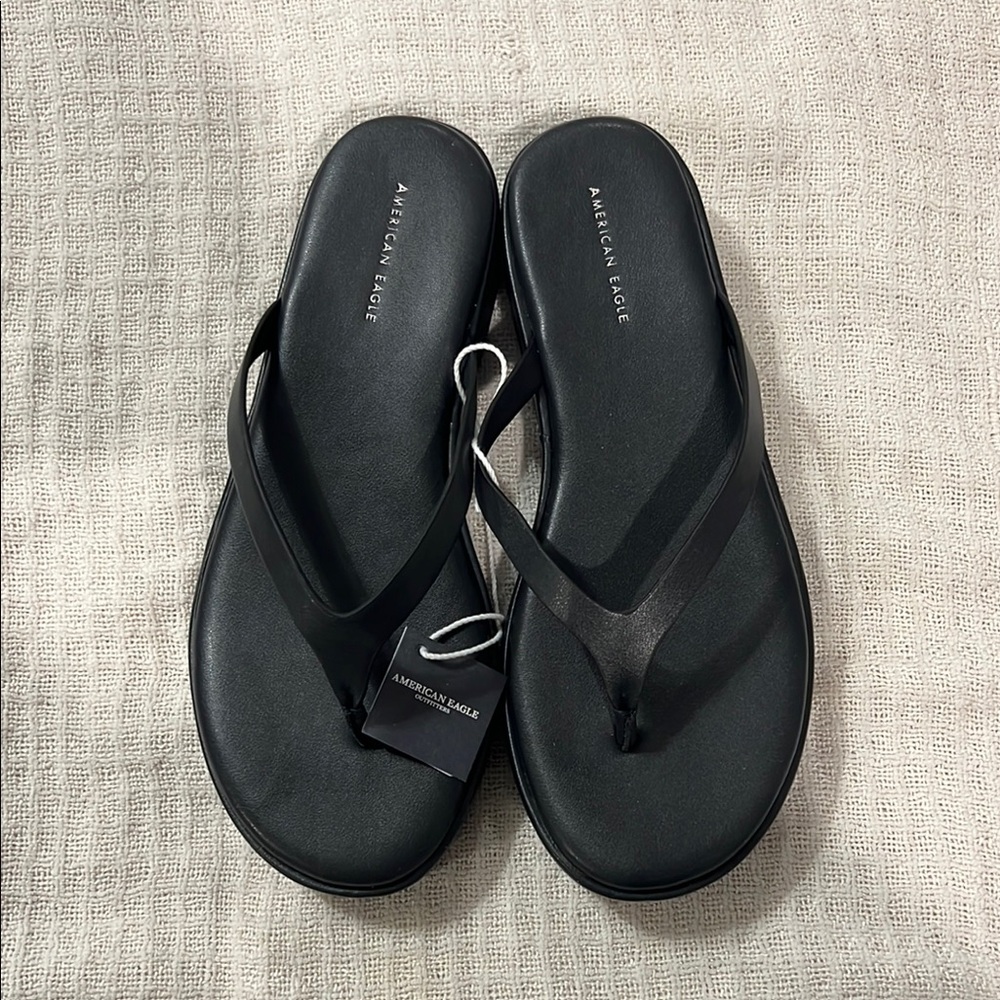 American Eagle Outfitters Women's Black Flip Flops